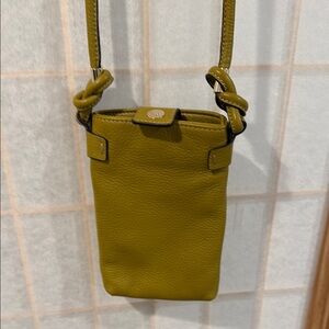 Vince Camuto Tania Phone Bag. Olive Green Leather Crossbody Bag